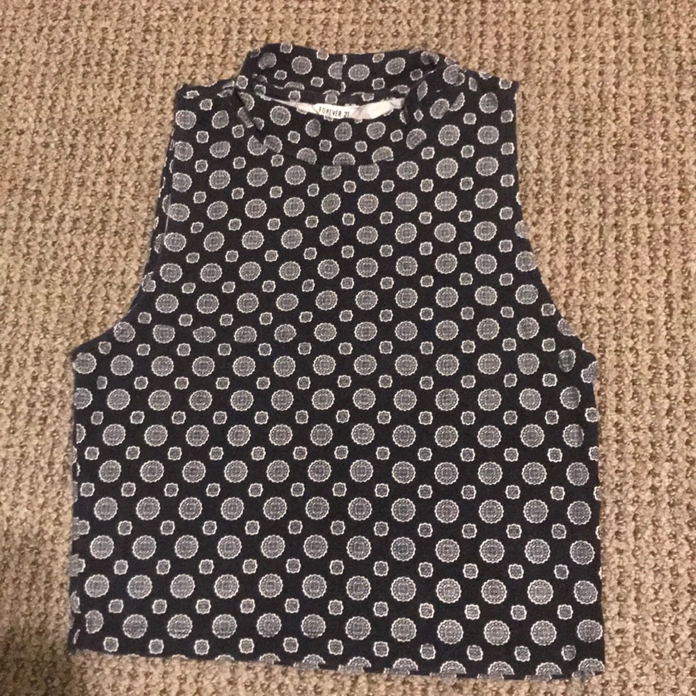 Black and white crop top